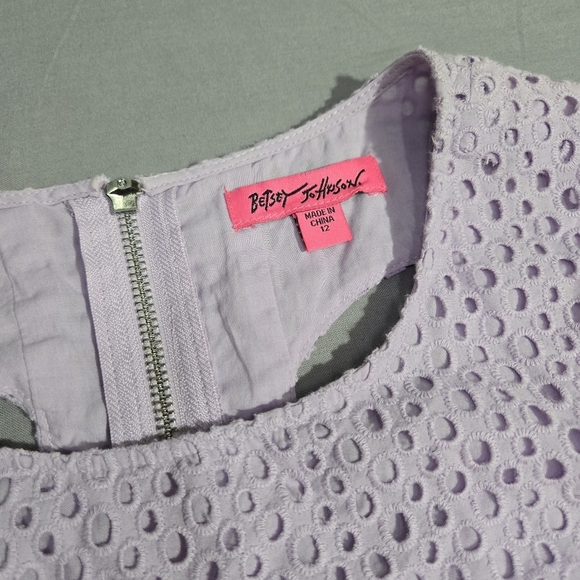 Betsey Johnson Lavender Eyelit Dress Size‎ 12, Cut out Summer Dress - Picture 7 of 14